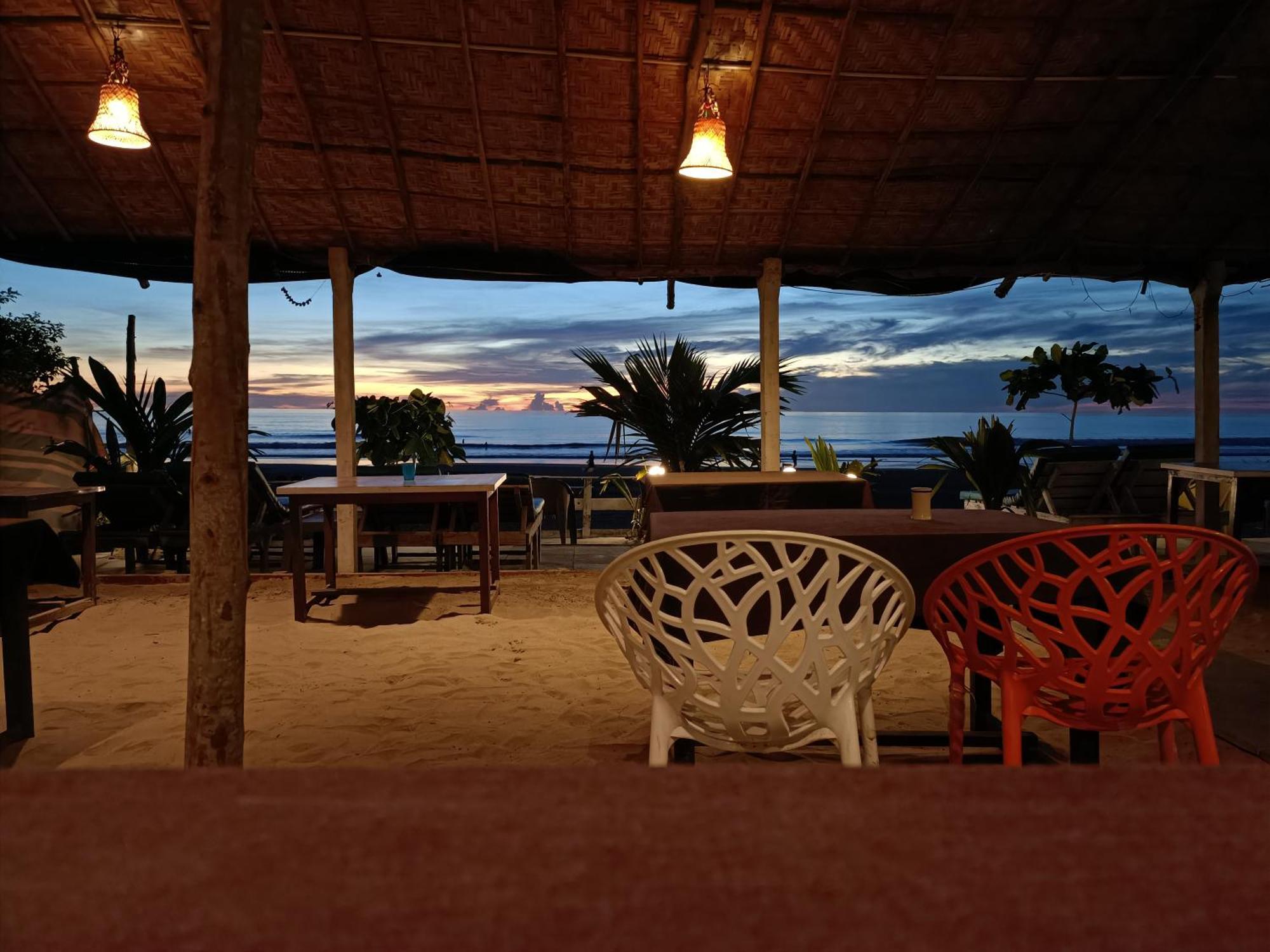 Shantaram Beach Huts Arambol Exterior photo
